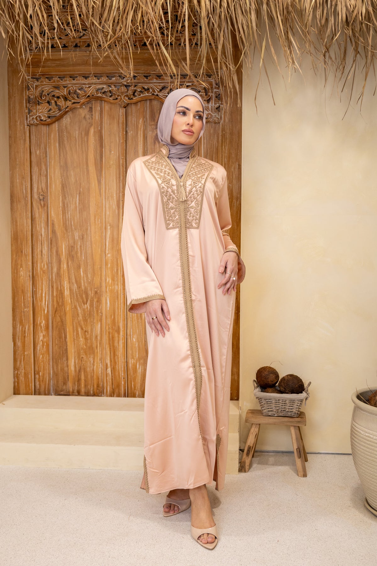 Golden Thread Abaya Peach